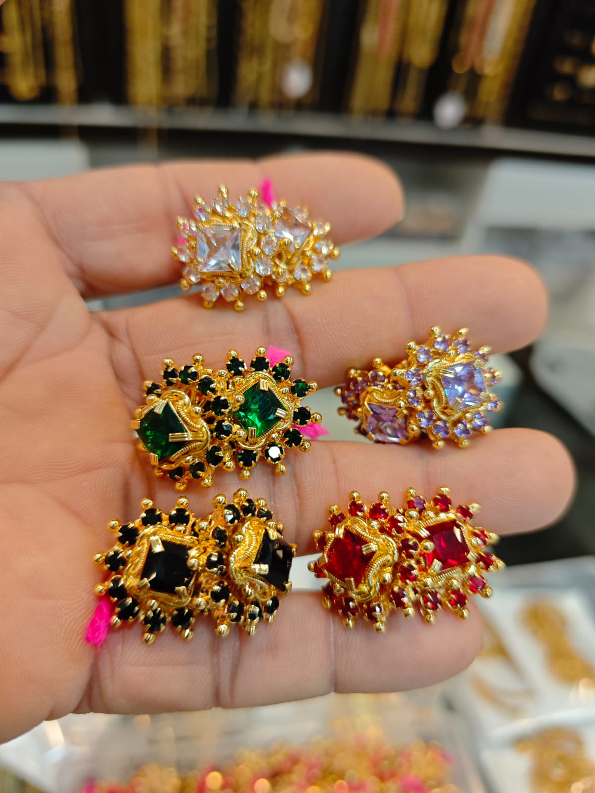 1grm gold polish 1st quality stones arch earrings set.
