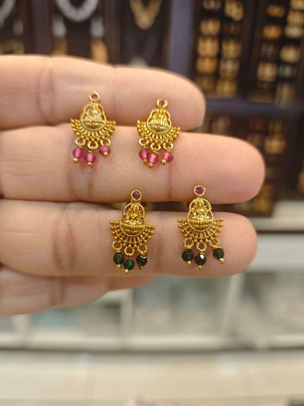 2grm gold polish 2 years warranty thread earrings set.