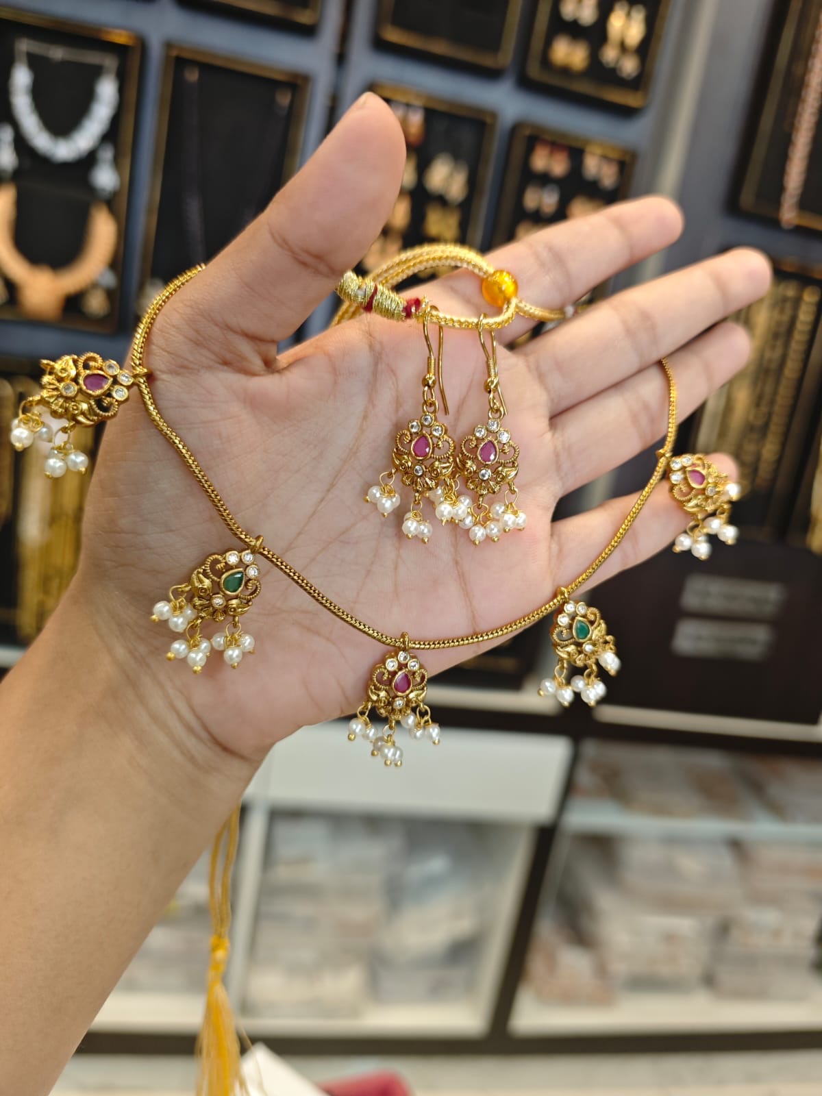 2grm gold polish 2 years warranty necklace set.