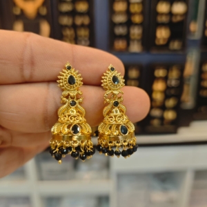 2grm gold polish 2 years warranty black earrings set.