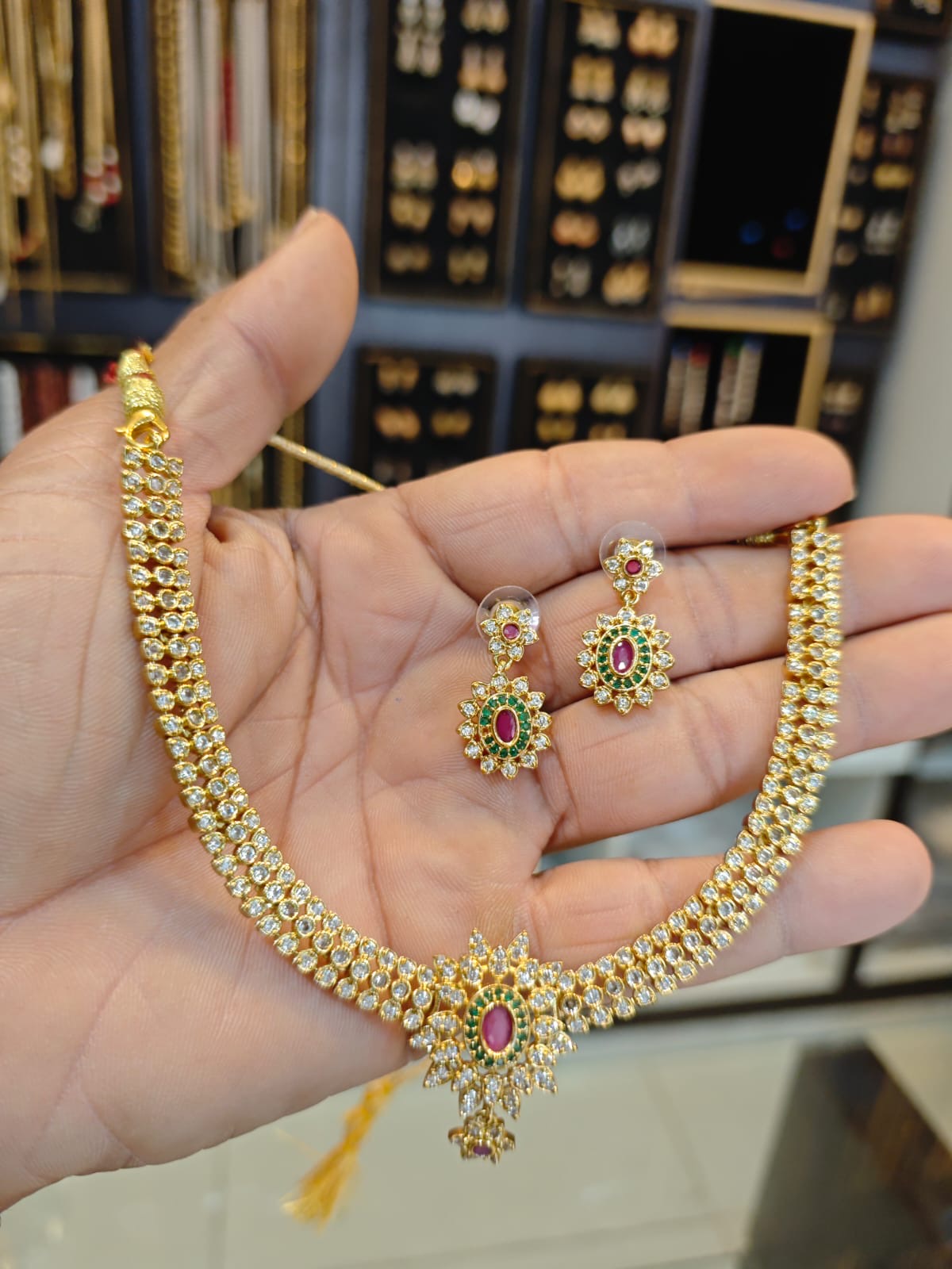 1grm gold polish 2 years warranty stones neacklace set.